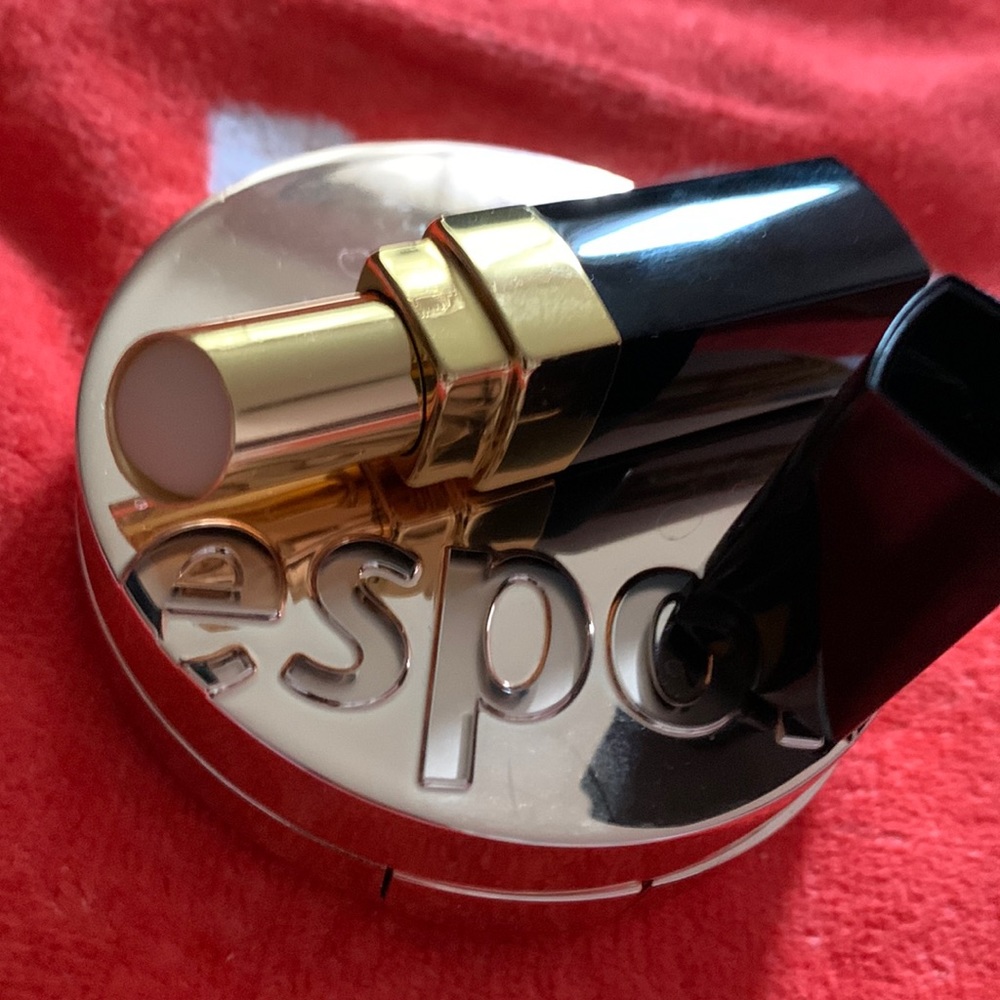 Chanel coco rouge balm
